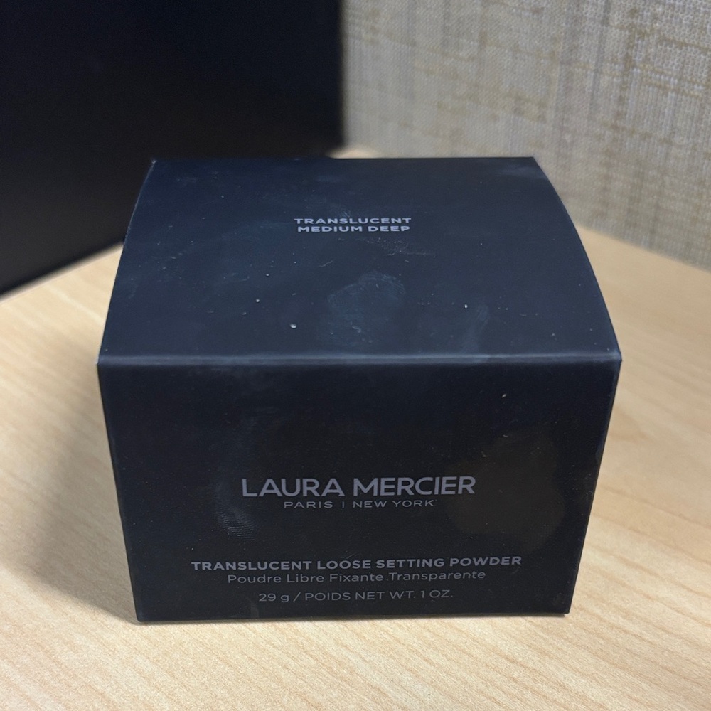 Laura Mercier Translucent Setting Powder - Medium Deep